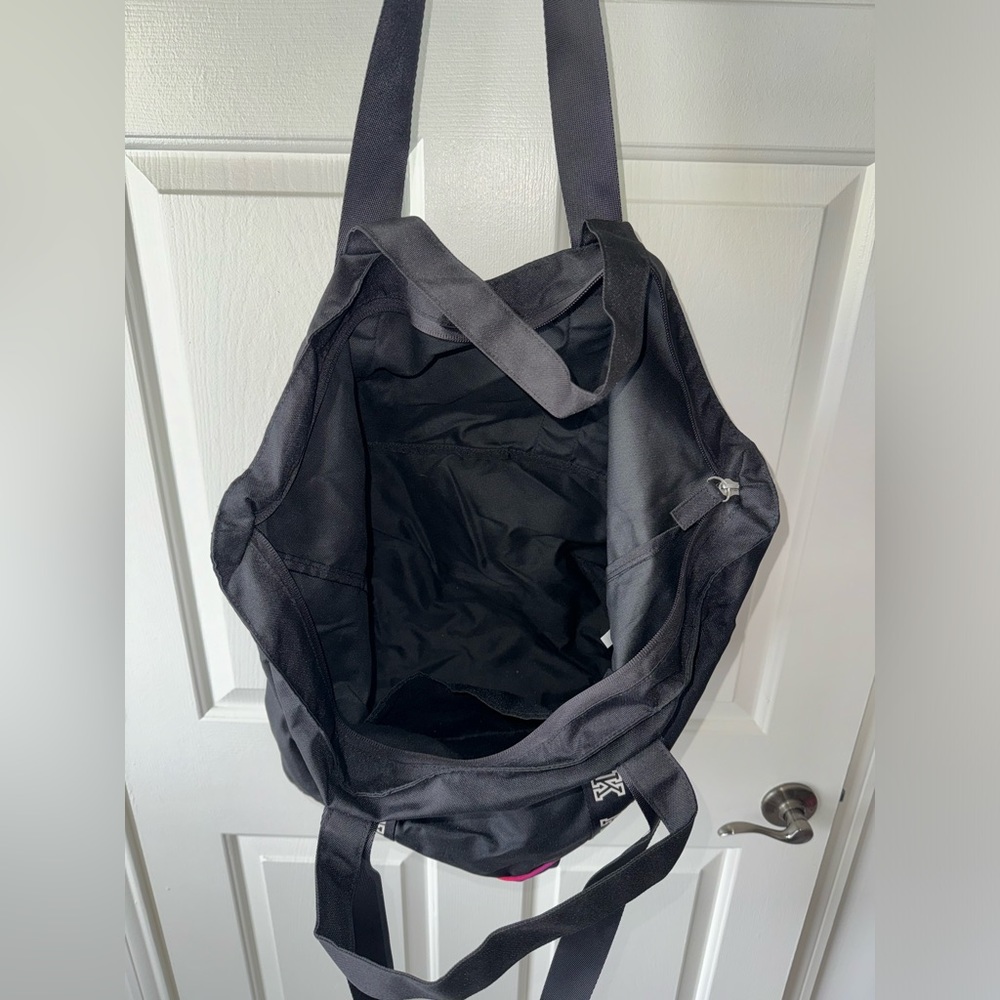 PINK by Victoria Secret zippered Tote bag - Picture 3 of 3